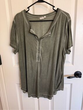 White Crow XL Olive Green Mineral Wash Henley Boho Tunic Top - Buckle